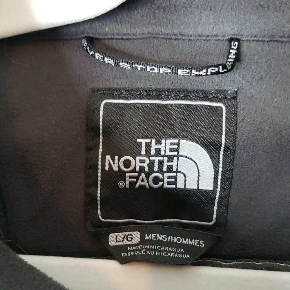 The North Face Men's Gray and Off White Bionic Performance Jacket L